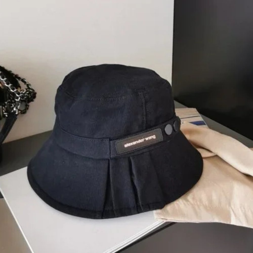 Black Alexander Wang fisherman's hat